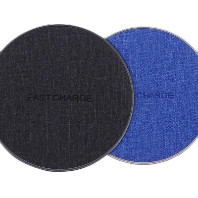 China Customized Wireless Charger Portable Charger Mat Mobile Phone Qi Standard Digital Wireless Charging Mobile Devices Manufacturer Customized Qi-enabled for sale