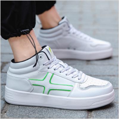 China New Fashion Trend Spring Couples White Shoes Fashion Big Men's Breathable Shoes Thick Soled High Top Casual Shoes for sale