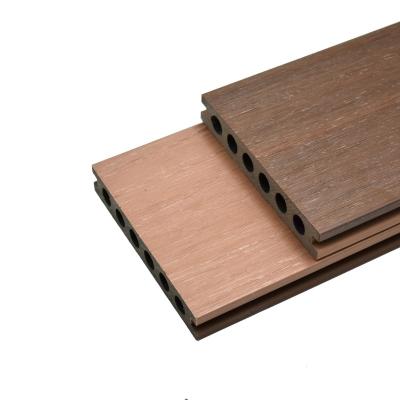 China Modern 2021 New Type  Co-Extrusion WPC Composite Decking for sale