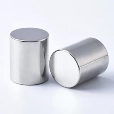 China Baotou cylindrical rare earth metal permanent NdFeB N52 neodymium magnets supplier for sale