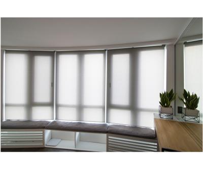 China UV Protection Tuya Smart Roller Shades Motorized Venetian Blinds for sale