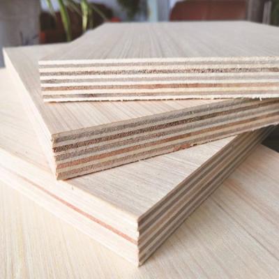 China 4*8 3mm Traditional COMMERCIAL OKUME /BINGTANGOR PLYWOOD for sale