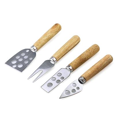 China Best Sustainable Stainless Steel Gift Box Cheese Tools 4pcs Cheese Knife Set With Oak Handle for sale