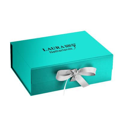 China Recyclable Custom Design Logo Personalized Luxury Folded Packing Paper Boxes for sale