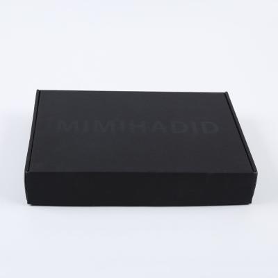 China Recyclable Wholesale Luxury Stain Box UV Black Corrugated Gift Packaging Box for sale