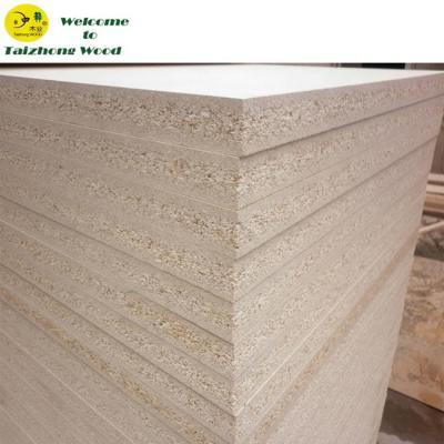 China 9MM 12MM 15MM 18MM 25MM 40MM Industrial Raw Chipboard 44MM for sale