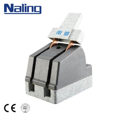 China Popular Electrical Ware 2P 100A Insulator Knife Switch Disconnector 100-2FZ for sale