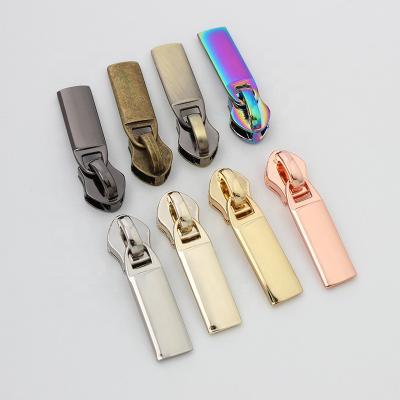 China Nolvo World's Newest 9*40mm Colors #5 7 Factory Price Bags Polished Nylon Zipper Metal for sale