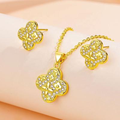 China Europe and America Custom Necklace High quality Fashion Personality Charm Necklace 18k Gold Plated Women's Clover Jewelry Set for sale