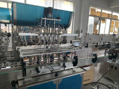 Cina Linea di riempimento di liquidi per bottiglie completamente automatica con tappo ed etichettatura in vendita