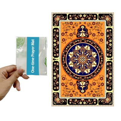 China Travel Muslin Prayer Mat Pocket Waterproof Disposable Prayer Mat With Compass for sale