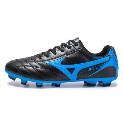 China Fashion\Comfortable\Durable Football Boots 2022 Fashion Football Soccer Sneakers Splint Wholesale PU SG Studs American Football Scarpe Calcio Outdoor Shoes for sale