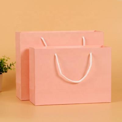 China Recyclable Cheap Custom Printed Luxury Retail Paper Shopping Bag , Low Cost Gift Paper Bag for sale