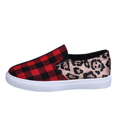 China Factory Outlet Ladies Casual Shoes Leopard Check Breathable Plaid Around Toe Flat Sole Ladies Loafers for sale