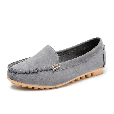 China Lightweight Suede Custom Logo Women Loafers Shoes Casual Flat Plus Size Slip On Moccasin Shoes for sale