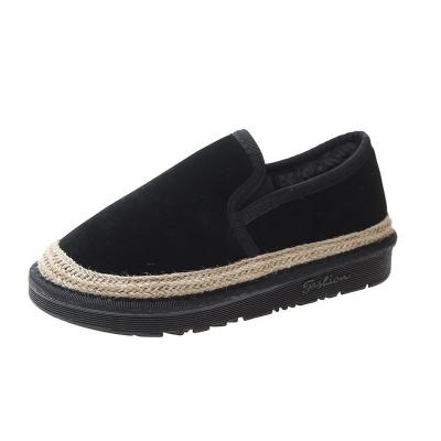 China Amazon AliExpress Thermal Hot Sale Women's Casual Shoes Plus Size Suede Pedal Warm Non-slip Shoes Women Winter for sale