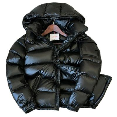 China 2022 New Design Winter Shiny Durable Men's Stripper Goose Down Jacket Plus Size Winter Bubble Coats For Men for sale