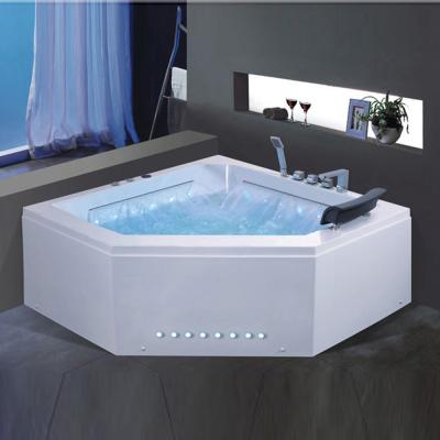 China 1.8 Meter BALISI Waterfall White Color Diamond Free Design Acrylic Hydromassage Bathtub for sale