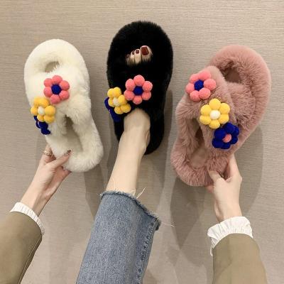 China Fashion Trend Winter Fashion Home Soft Bottom Women Cute Fluffy Plush Indoor Slippers Fur Fluffy Indoor Bedroom Slippers for sale