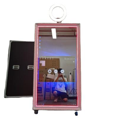 China Metal Case + Tempered Glass Panel Vending Machine Mirror Smart Wedding Photo Booth With Camera & PC & Printer for sale