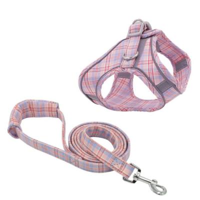 China New Style Reflective Safety Dog Cat Harness Vest Plaid Reflective Adjustable Pet Harness Dog Leash Pet Supplies for sale