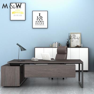 China Extendable Modern Design Factory Price Furniture Luxury Manager Executive Office Desk Table for sale