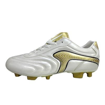 China Fashion Latest Good Quality Cleats Mens Original Soccer Shoes for sale