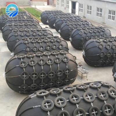 Cina In Stock 3.3m x 6.5m yokohama pneumatic ship fenders with 3 years warranty in vendita