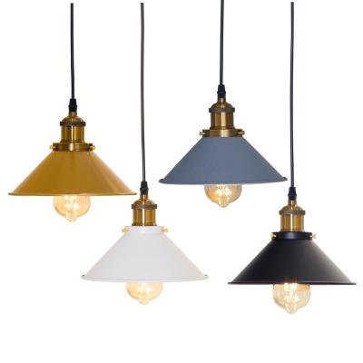 China Residential Antique Industrial Italian Style Restaurant Metal Pendant Light 220v Rustic Kitchen Chandelier for sale