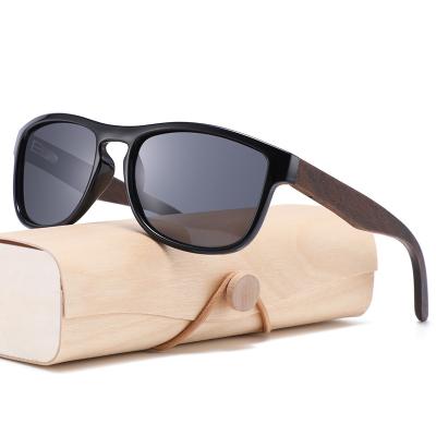 China Custom Euromonk Logo Fashionable Wooden Polarized Lens Sunglasses Fashion Sunglasses for Men and Women for sale