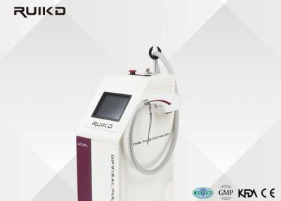 China Máquina óptima da remoção da sarda da tecnologia do pulso de RUIKD-OPT para o uso do salão de beleza à venda