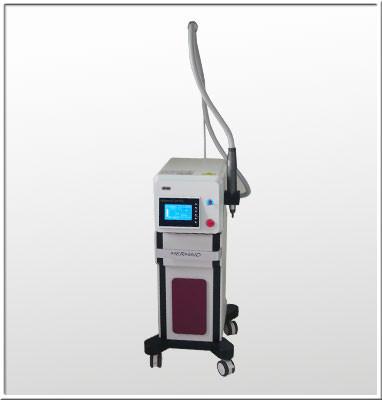 China 532nm Laser Tattoo Removal / Freckle Removal Machine For Salon Cosmetic OEM for sale