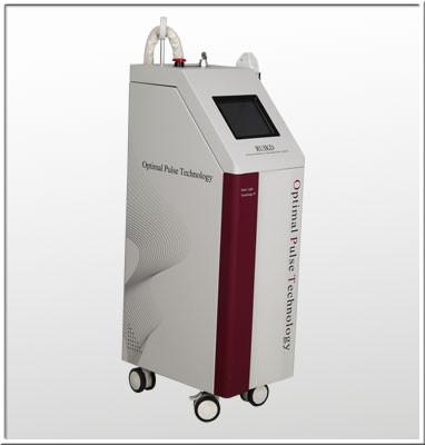 China Medical IPL RF Skin Rejuvenation Sunspot Removal Beauty Equipment 580nm - 1200nm for sale