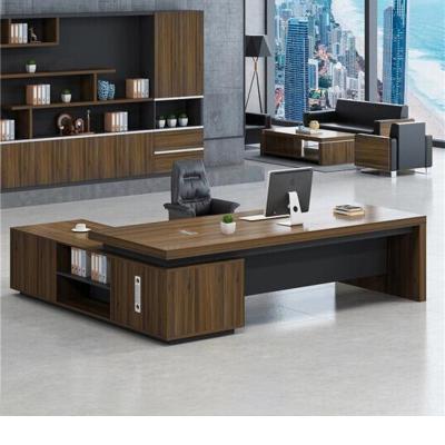 China Fire and Dirt Resistant Modern Wooden Manager Tables Boss Office Eco - Friendly Luxury Desk for sale