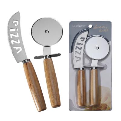 China 2 Pieces Durable Rubber Wooden Handle Kitchen Supplies Stainless Steel Tools Pizza Cutter Kitchen Baking Supplies for sale