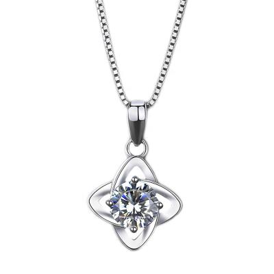 China One carat S925 simulation diamond moissanite four leaf clover necklace women CLASSIC sterling silver high quality jewelry for sale