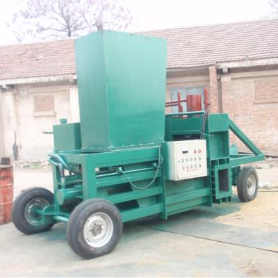 China Compress sawdust maker hot sale Price baler machine for mobile grass baler for sale