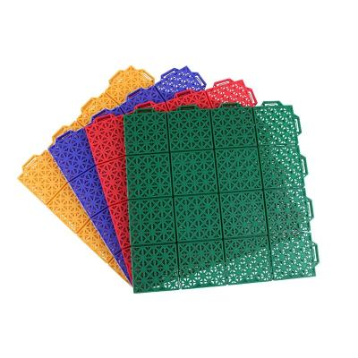 China Wholesale Cheap Plastic School Kindergarten Bathroom Toilet Tile Sports Floor Modular Plastic Interlocking Tiles for sale