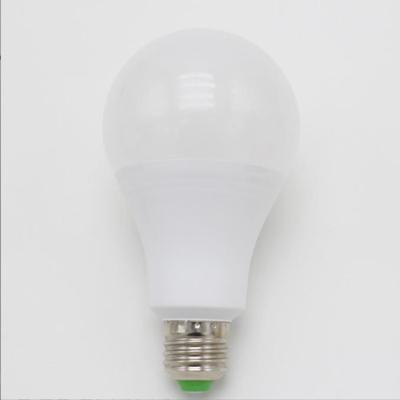 China Affordable LED Bulb Light E27 B22 A60 A70 5W 7W 9W 12W with -25 45C Working Temperature for sale