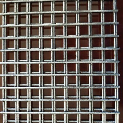 China High Quality Hot Dipped Galvanized 12 Gauge 5x5 Cages Welded Wire Mesh Fence Panels for sale