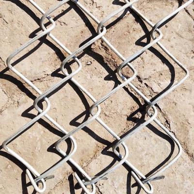 China Diamond Wire Mesh Twist Mini Hot Dipped Galvanized Used Heavy Duty Easily Gathered Mesh Chain Link Fence Roll 50ft for sale