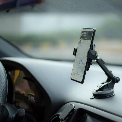 China High Quality Adjustable Universal Car Phone Holder Folding Magnetic Car Phone Mount for sale