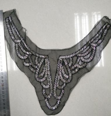 China Las mujeres decorativas visten el cuello moldeado hecho a mano, cuello de la perla en venta