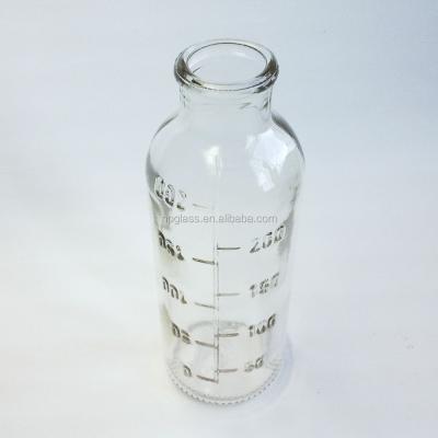 China Beverage Russia Measured Clear Glass Serving Bottle for sale