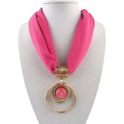 China Cute Short Scarf Alloy Vintage Faux Crystal Hoops Pendant Collar Chain for sale