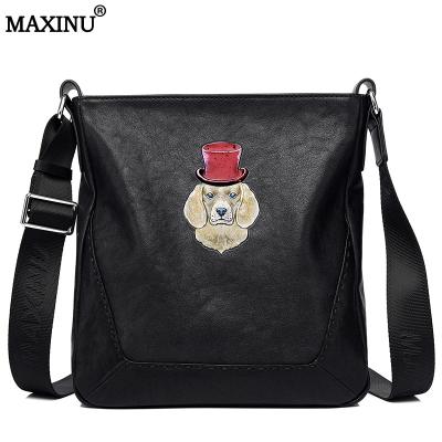 China 2022 ECO leisure ipad high quality MAXINU pattern new pure leather personalized cigar bag sling bag men's pure leather bag for sale