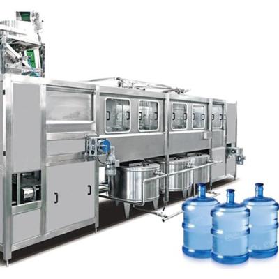 China Food 300 barrels per hour water filling machine 5 gallon polycarbonate bottle water filling machine for sale