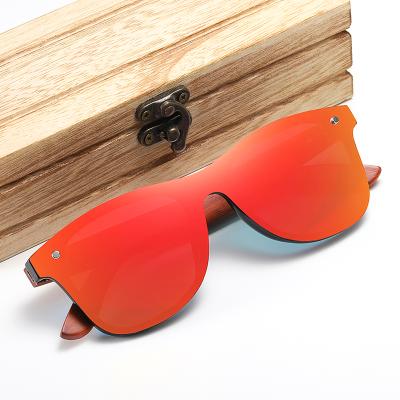 China Fashion Sunglasses Personalized Bamboo Wooden Leg Sunglasses Anti Scratch PC Plastic Sunglasses for sale