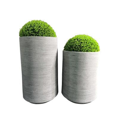 China Top quality reasonable price FRP flower pots fiberglass plant stable pot for outdoor hotel city decor for sale