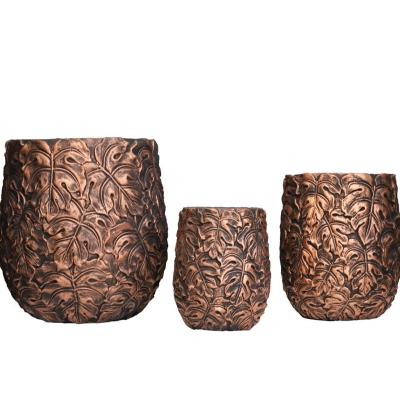 China Small luxurious and compact luxury FRP flower pots are used for home decoration wholesale and customizable cement flower pots are available for sale